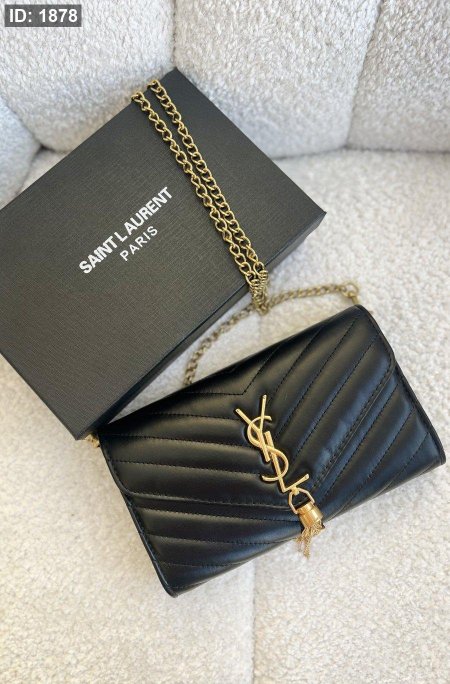 كروس ysl شامل علبه